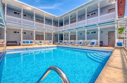 Bocas del Toro Hotel | Swans Cay Hotel