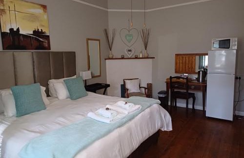 Caledon House | Swartberg Guest House