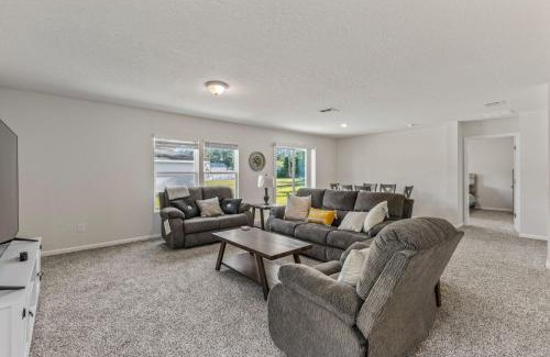 Palm Coast House | Swaying Palm Cabana by the Beach