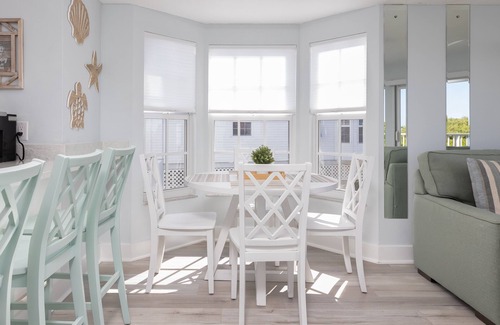 Tavernier Condo | Swaying Palms Spacious Suite [Ocean Pointe 3201]