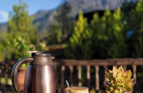 Kundasang Villa | Sweeping Mountain View at La Cantane Villa