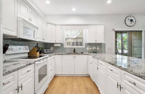 North Myrtle Beach House | Sweet 3BR 2.5B townhome N.Myrtle Beach gated community w/Golf, Tennis, Hot Tub