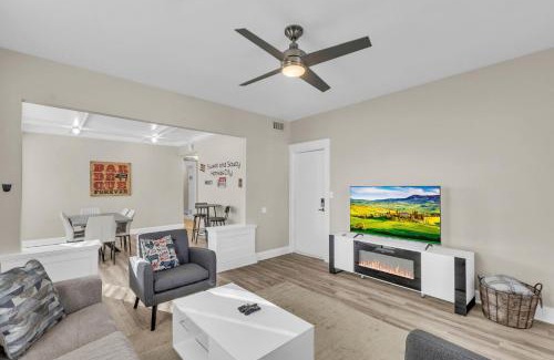 South Hyde Park Apartment | Sweet and Saucy Kansas City