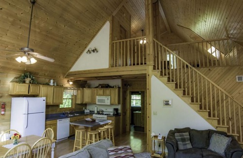 Helmsburg Cabin | Sweet and Secluded Log Home with Outdoor Hot Tub!