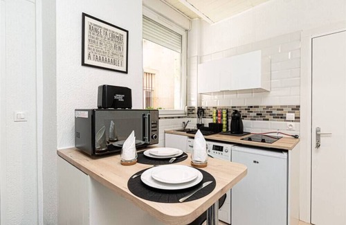 Les Iles Apartment | Sweet Apartment Heart Metz close Cathedral /1BR