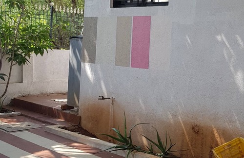 Nashik House | Sweet bunglow at the centre of the city
