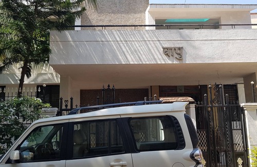 Nashik House | Sweet bunglow at the centre of the city