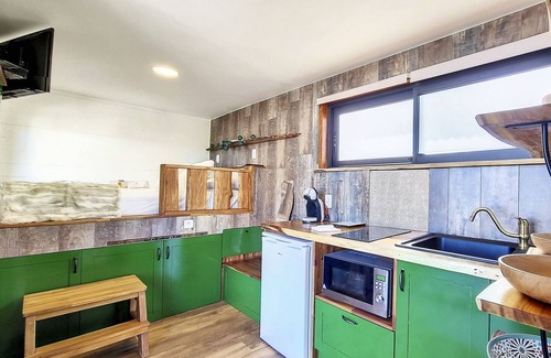 Ravine des Cabris Apartment | Sweet Canada, tiny house with sea view, St Pierre