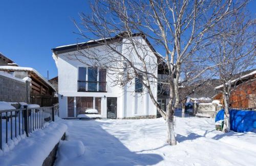 Bakuriani House | sweet dreams bakuriani