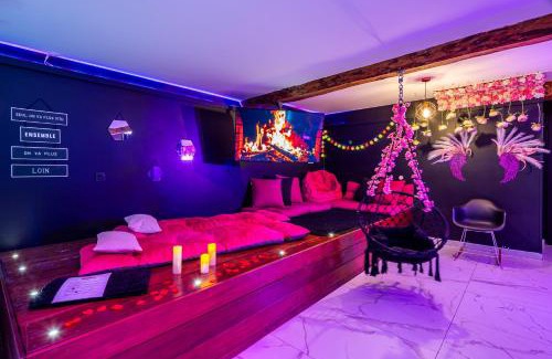 Rhone Hotel | Sweet Dreams Jacuzzi
