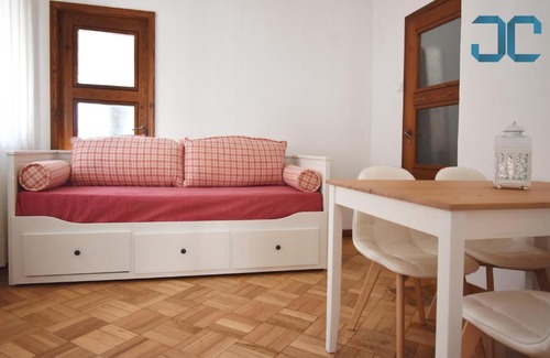 Centro / Baixa Apartment | Sweet Garden Apartment by JC (with Terrace)