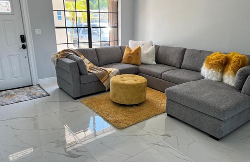Sunrise House | Sweet Home