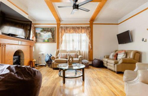 Queens Apartment | Sweet Home - Zoller Stays