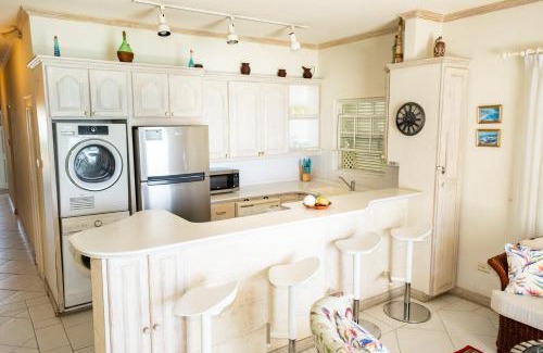 Worthing Apartment | Sweet Life Condo