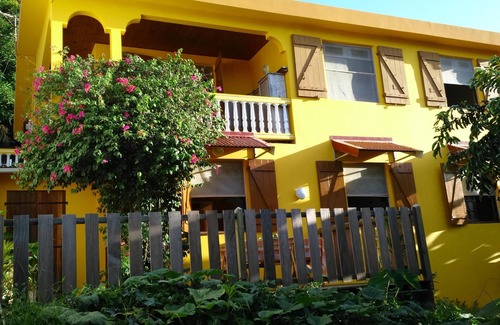 Le Robert House | sweet life Homestays