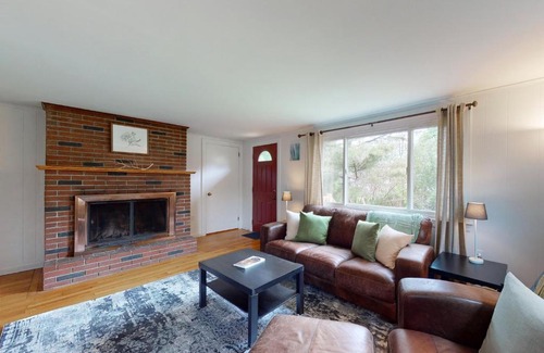 York Beach House | Sweet Little Cottage By The Sea