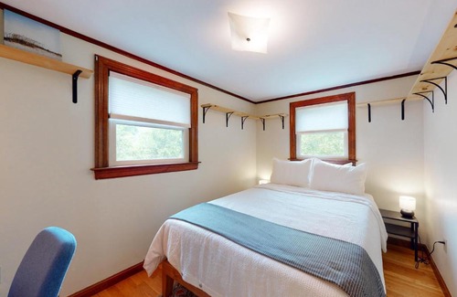 York Beach House | Sweet Little Cottage By The Sea