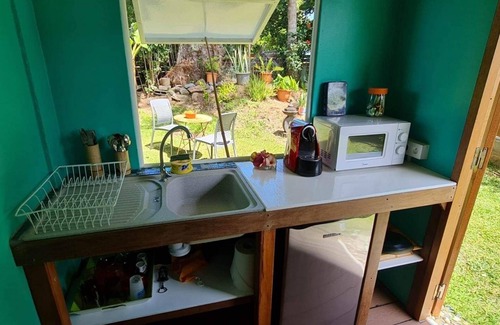 Mahina Apartment | Sweet little studio by the sea in a family area surrounding.