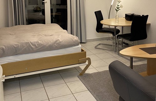 Holte-Spangen Apartment | Sweet, small holiday apartment with a view of the island of Neuwerk, including a beach chair