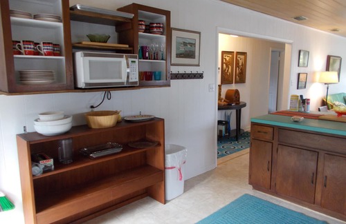 Ocracoke House | Sweet Waterfront Cottage, 4 person limit