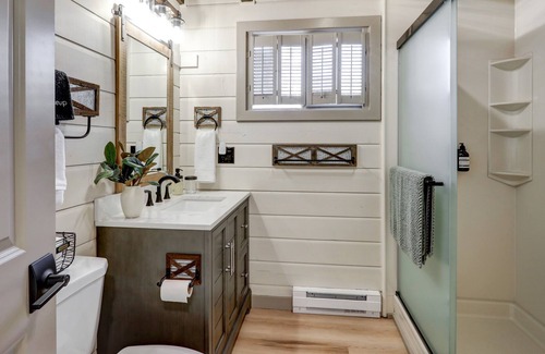 Hummelstown Cabin | Sweetest Cabin Only 13 Minutes from Hershey!