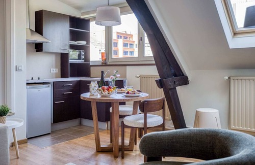 Upper Town Apartment | Sweett | Deluxe Studio B-51