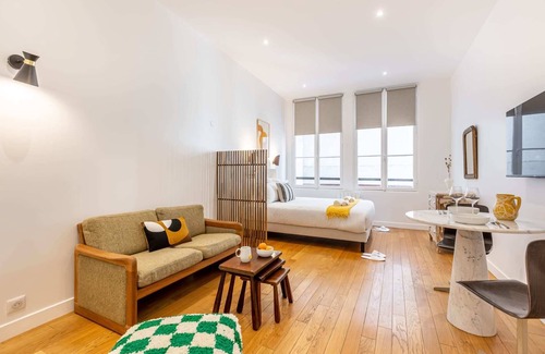 Quartier de la Place-Vendome Apartment | Sweett | Madeleine III