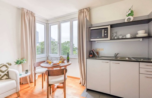 Upper Town Apartment | Sweett | Suite Mas B-42 Studio - Split Level