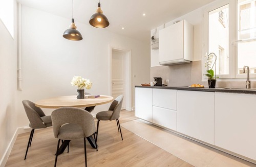 Faubourg-du-Roule Apartment | Sweett | Wagram Deluxe VI