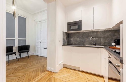 Faubourg-du-Roule Apartment | Sweett | Wagram Suite IV
