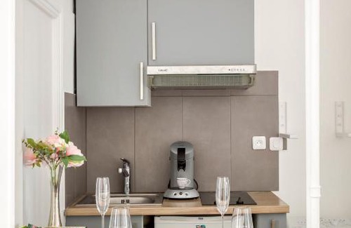 Porte-Dauphine Apartment | Sweety Paris 16
