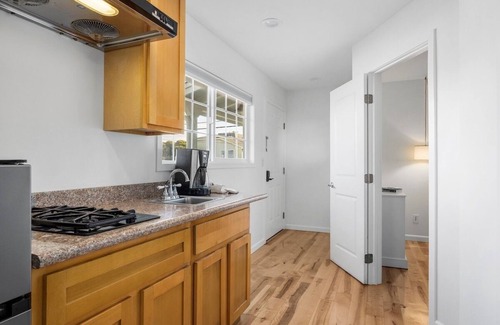 Eastside Santa Cruz House | Swell House Two Bedroom Suite 8