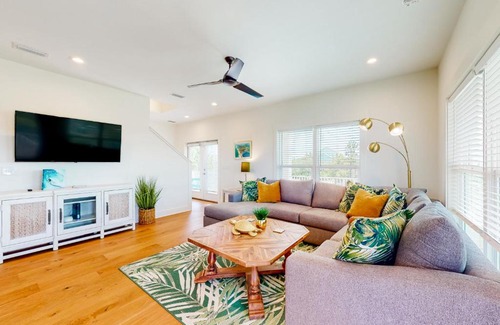 Surf Side Shores House | Swell Rider