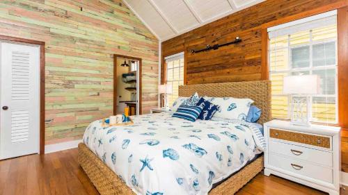 Old Town House | Swept Away by Last Key Realty