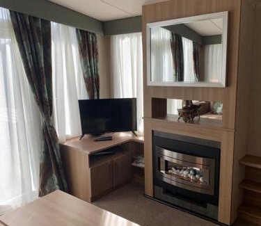 Ardentinny House | Swift bordeaux 24