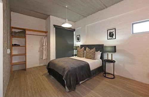 Salt River Apartment | Swift Studios No4
