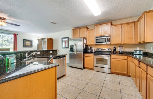 Cypress Pointe House | Swim, Game & Golf: Family Getaway in Davenport