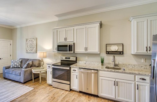 Lawrence County Apartment | Swim, Golf and Bowl - Loretto Vacation Rental Apt!