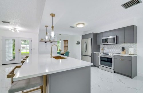 Crystal River House | Swim & Hike: Crystal River Retreat w/Yard!
