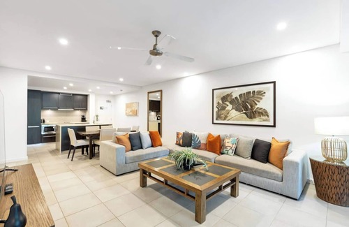 Port Douglas Resort | Swim out Tropical Haven at Temple Resort