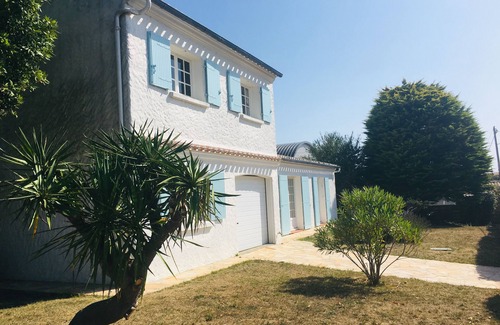 Saint-Hilaire-de-Riez House | Swimming pool house 10/12pers