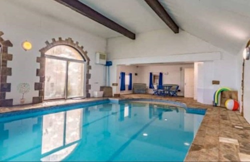 Leek House | Swimming Pool & Hay Loft in Stunning Peak District National Park