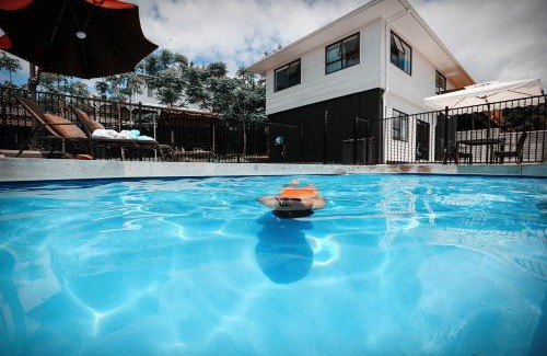 Northcote House | Swimming Pool Holiday Villa