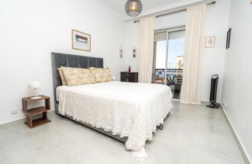 Tangier Apartment | Swimming Pool Parking Shower Beldi Sea view