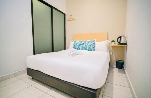 Sri Petaling Hotel | Swing & Pillows - KL Sri Petaling