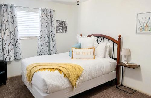 Santa Clara House | Swiss Corner Cottage * Private-Heated Indoor Pool