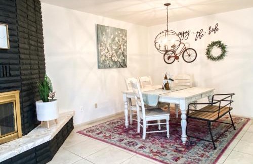Santa Clara House | Swiss Corner Cottage * Private-Heated Indoor Pool