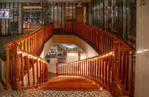 Kilimani Hotel | Swiss Lenana Mount Hotel