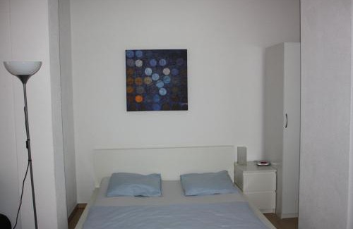 Oerlikon Apartment | Swiss Star Oerlikon Station - Self Check-In