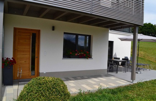 Eckersdorf Apartment | Swiss stone pine apartment Lochau